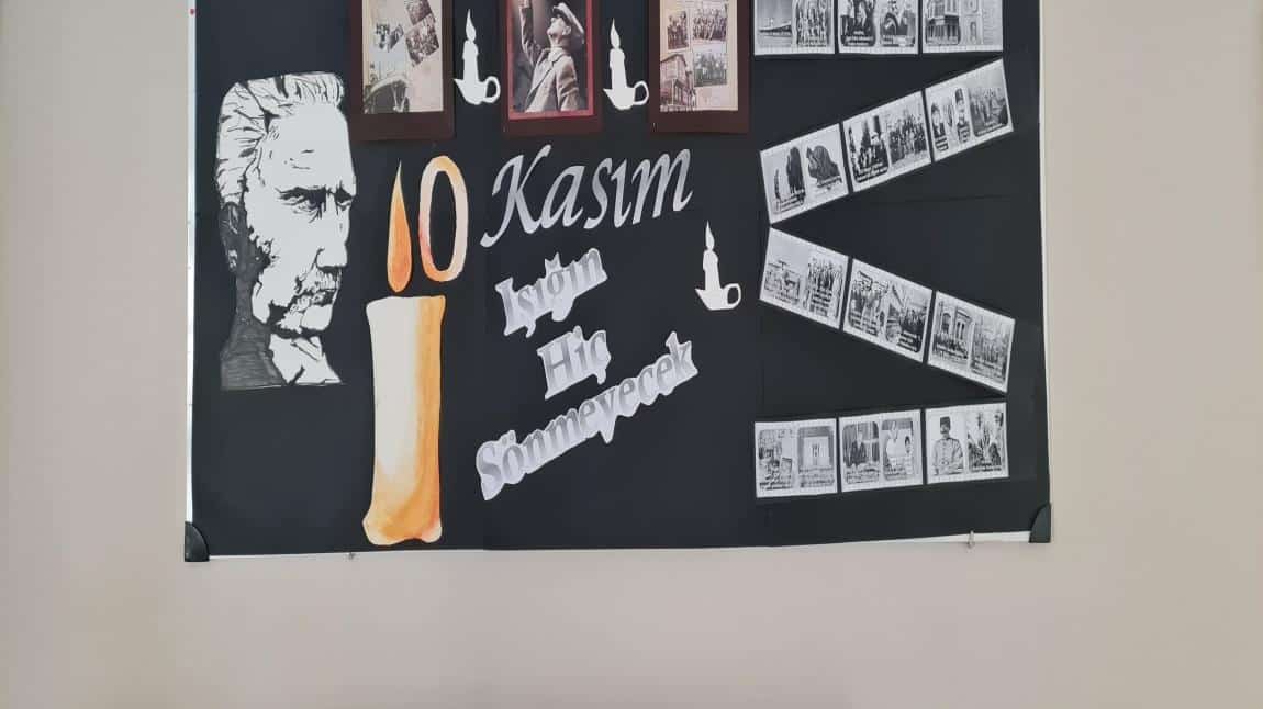 10 Kasım'da Atamızı andık